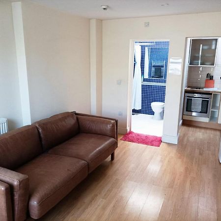 Self-Contained Private Apartment Unit 1 London Bagian luar foto